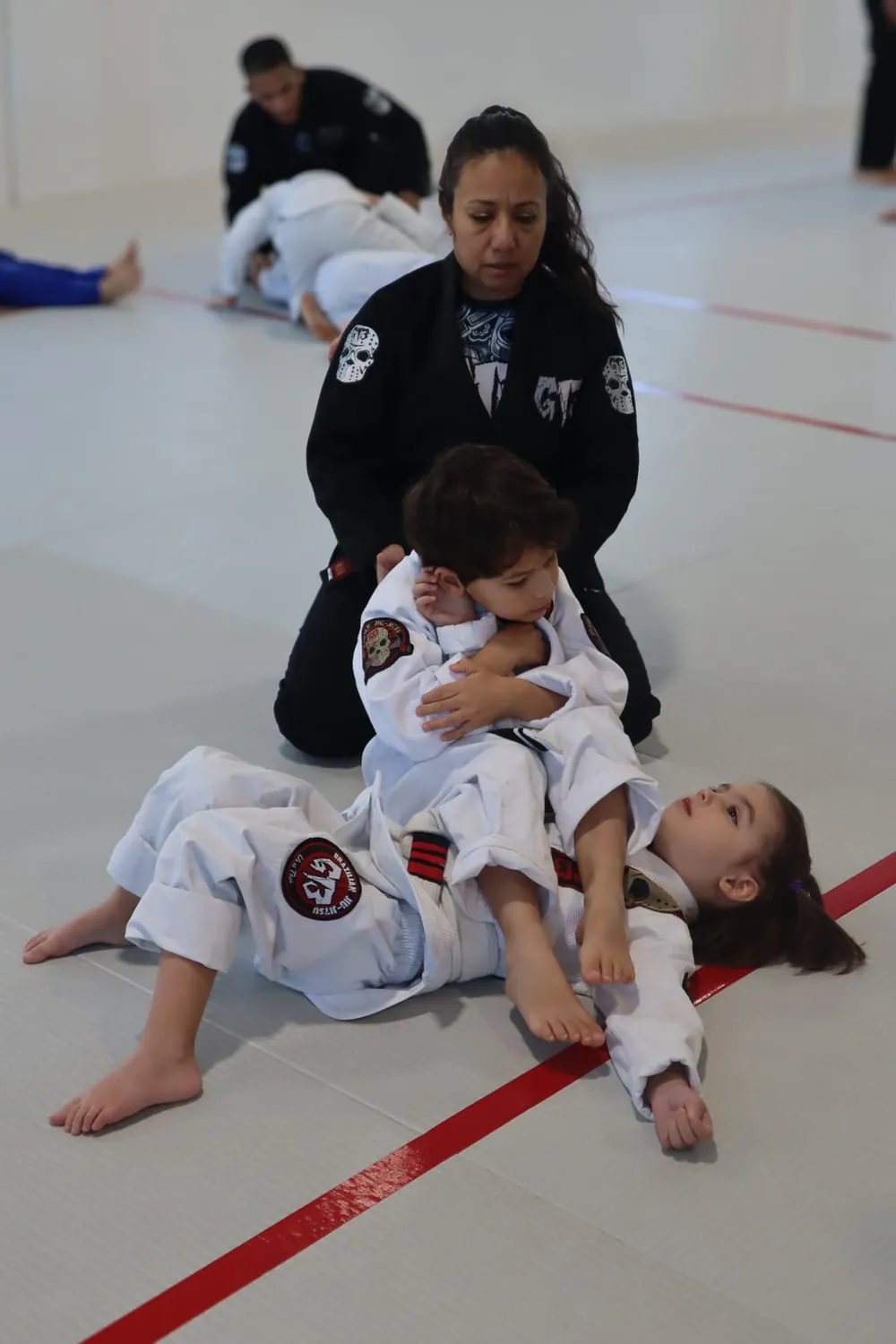 Little grapplers